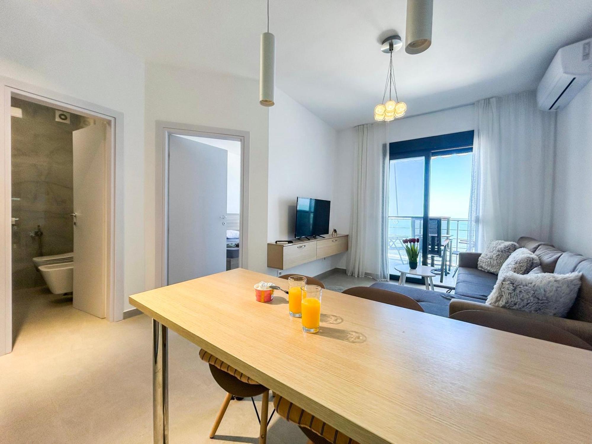 - Sunny - 892 Apartament Durrës